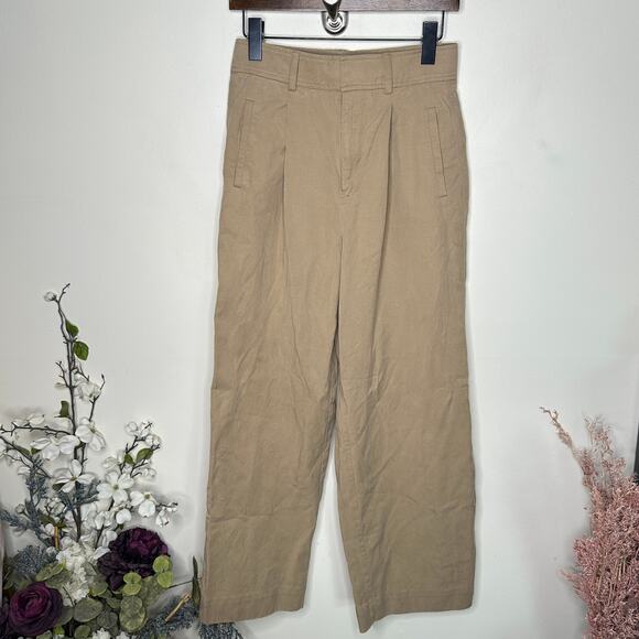 EVERLANE The Draper Taper Pant in Buttersmooth Ash Brown Tan Sz 2 Short {SS25} - Picture 2 of 6